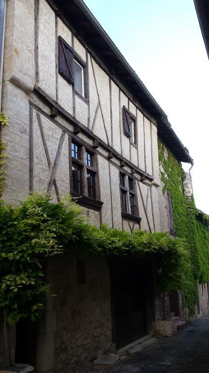 La Maison De Chloe Senouillac 部屋 写真